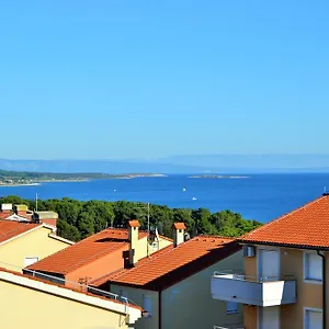https://apartments-green-village.in-istria.net